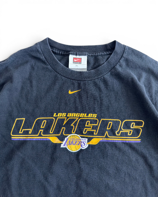 Nike Team Los Angeles Lakers Long-Sleeve Graphic Tee